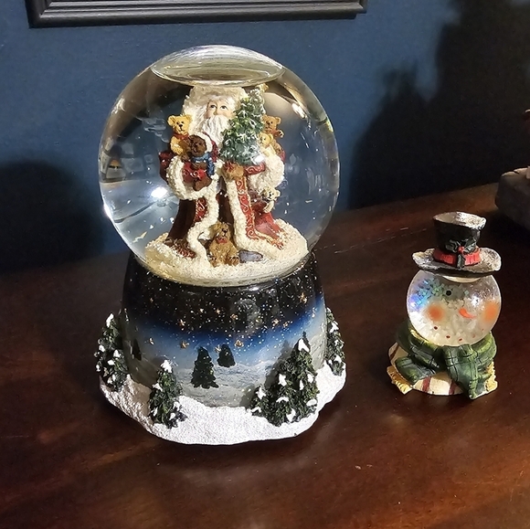 Source Unknown Other - Christmas Snowglobes